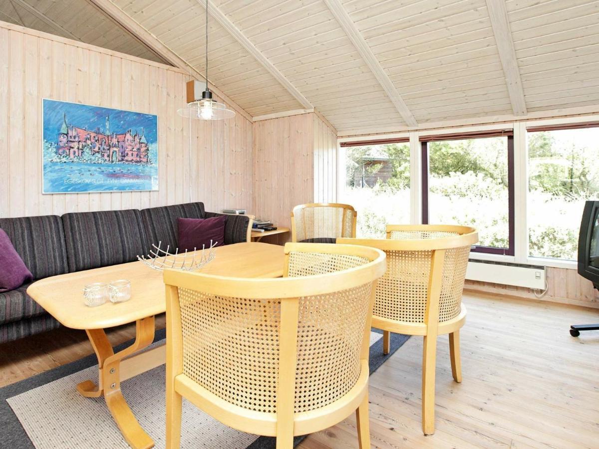 8 Person Holiday Home In Oksb L Vejers Strand Exterior photo